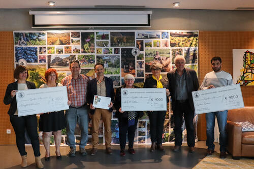 Remise des chèques - vente aux enchères - Vignerons Ardéchois